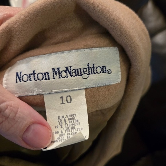 Norton McNaughton Classic Tailored Tan Jacket Zippered W/ Pockets Size 10 - Picture 5 of 7